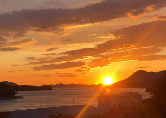 דירה Tayra - Comfort With Balcony Br3 *