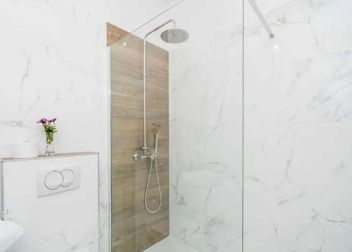 דירה Tayra - Comfort With Balcony Br3 *